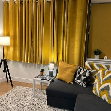 Modern And Stylish 1Bed Flat Apartamento Barking  Exterior foto